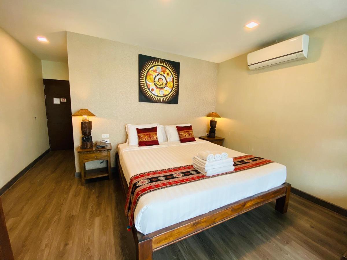 C Hotel Boutique And Comfort Csiangmaj Kültér fotó
