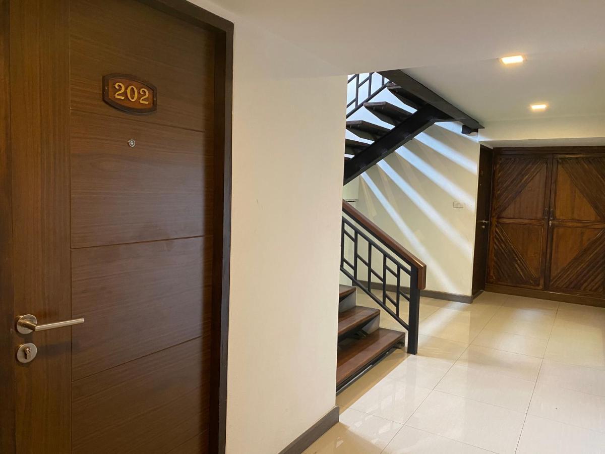 C Hotel Boutique And Comfort Csiangmaj Kültér fotó
